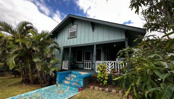 1743  Mill St Wailuku, Wailuku home - photo 2 of 29