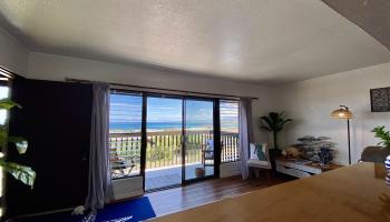 Carmel Apts condo # 203, Wailuku, Hawaii - photo 5 of 33