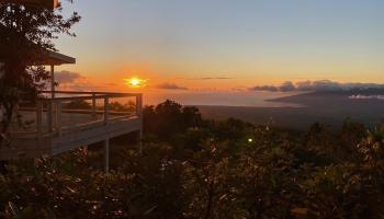 17526  Haleakala Highway Hwy Crater Road,  home - photo 1 of 30