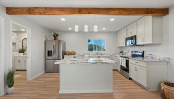 180  Hoomoku St , Kahului home - photo 5 of 26