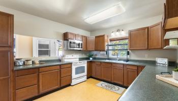 1855  Mill St , Wailuku home - photo 5 of 28
