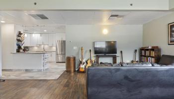 Maui Realty Suites condo # 607, Wailuku, Hawaii - photo 2 of 50