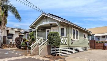 1930 E Vineyard St   - photo 2 of 32