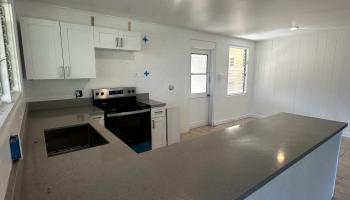 1987  Kahekili Hwy , Wailuku home - photo 5 of 38