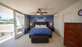 Island Surf condo # 201, Kihei, Hawaii - photo 4 of 11