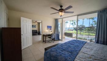Island Surf condo # 201, Kihei, Hawaii - photo 6 of 11