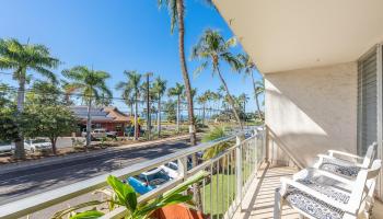 Island Surf condo # 212, Kihei, Hawaii - photo 6 of 28