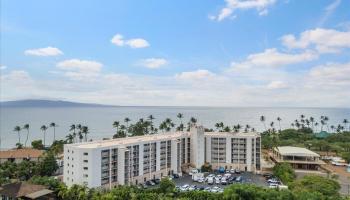 Island Surf condo # 308, Kihei, Hawaii - photo 4 of 36 Island Surf condo # 308, Kihei, Hawaii - photo 4 of 36