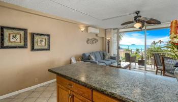 Island Surf condo # 512, Kihei, Hawaii - photo 4 of 41