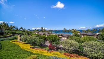 Coconut Grove condo # A-2, Lahaina, Hawaii - photo 3 of 30