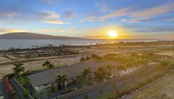 200  Hokiokio Pl Lahaina, Lahaina home - photo 2 of 50