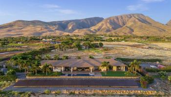200  Hokiokio Pl Lahaina, Lahaina home - photo 2 of 50