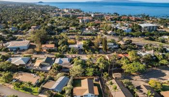 2040  Kanakanui Rd , Kihei home - photo 3 of 30