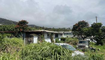 2041  Ulei Pl Happy Valley, Wailuku home - photo 2 of 5