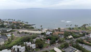 2055  Kanoe St , Kihei home - photo 2 of 25