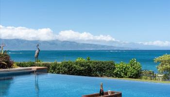 21  Kaulua Pl Ku'au, Spreckelsville/Paia/Kuau home - photo 3 of 47