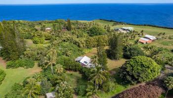 210  Door Of Faith Rd Huelo,  home - photo 1 of 46