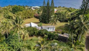 210  Door Of Faith Rd Huelo, Haiku home - photo 2 of 46