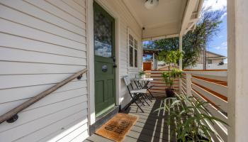 2126  Vineyard St Wailuku Town, Wailuku home - photo 4 of 47