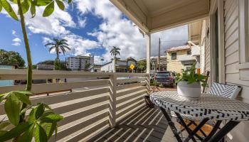 2126  Vineyard St Wailuku Town, Wailuku home - photo 5 of 47