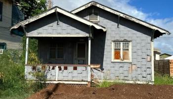 2132 Vineyard St , Wailuku home - photo 1 of 4 2132 Vineyard St , Wailuku home - photo 1 of 4