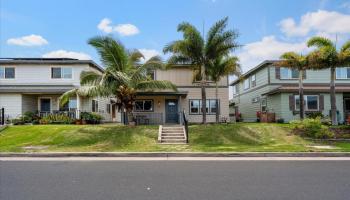 214  Alake St Traditions At Maui Lani, Kahului home - photo 3 of 27