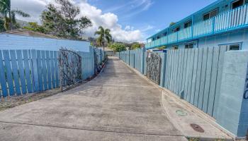 2170  Kahawai St Happy Valley, Wailuku home - photo 4 of 49