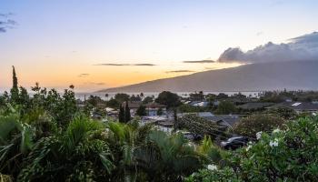 220  Kaiola St , Kihei home - photo 3 of 49