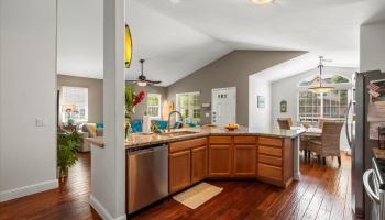 220  Oluea Cir Kamali'i Alayna, Kihei home - photo 2 of 35