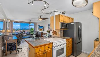 Pacific Shores condo # A-401, Kihei, Hawaii - photo 5 of 40