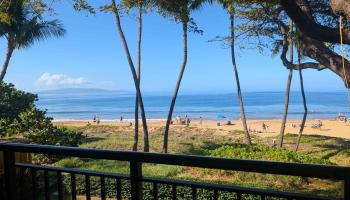 Kamaole One condo # 11, Kihei, Hawaii - photo 5 of 50