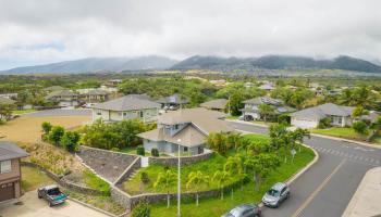 225  Puumakani St Maui Lani, Kahului home - photo 4 of 30