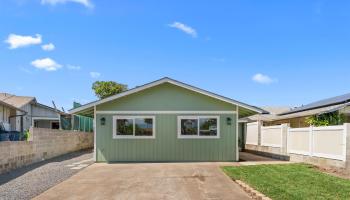 226  Hoomoku St , Kahului home - photo 5 of 50