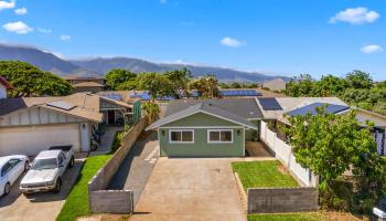 226  Hoomoku St , Kahului home - photo 6 of 50
