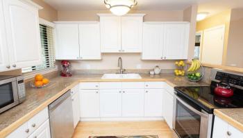 2260  Kanakanui Hwy Kihei, Kihei home - photo 3 of 30