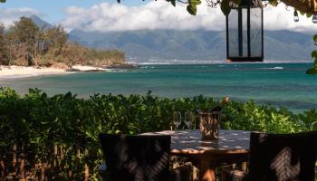 23  Nalu Pl Paia Town, Spreckelsville/Paia/Kuau home - photo 2 of 48