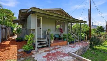 2301  Vineyard St Vineyard, Wailuku home - photo 4 of 37