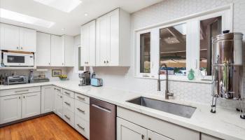 233  Kahiko St , Spreckelsville/Paia/Kuau home - photo 4 of 50