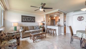 Kamaole Beach Club condo # B-107, Kihei, Hawaii - photo 3 of 38