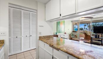 Kamaole Beach Royale condo # 309, Kihei, Hawaii - photo 3 of 34