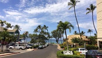 Kamaole Beach Royale condo # 603, Kihei, Hawaii - photo 6 of 20