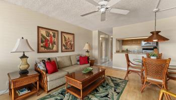 Kamaole Beach Royale condo # 604, Kihei, Hawaii - photo 6 of 37