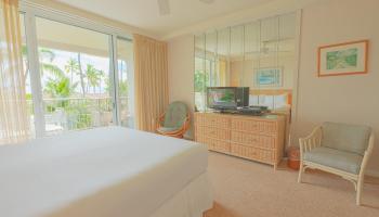 Whaler II condo # 357, Lahaina, Hawaii - photo 5 of 14