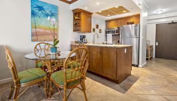 Whaler I condo # 413, Lahaina, Hawaii - photo 4 of 30