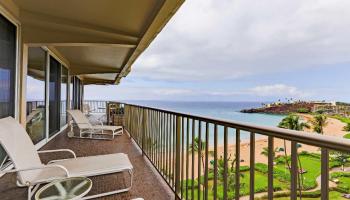 Whaler I condo # 902, Lahaina, Hawaii - photo 4 of 24
