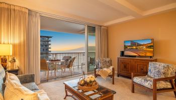 Whaler I condo # 905, Lahaina, Hawaii - photo 4 of 46