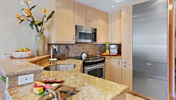 Whaler I condo # 913, Lahaina, Hawaii - photo 3 of 21