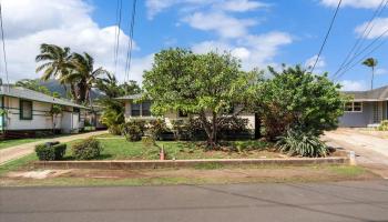 249  Kanoa St , Wailuku home - photo 6 of 24