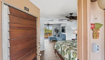 Wailana Sands condo # 6, Kihei, Hawaii - photo 5 of 49