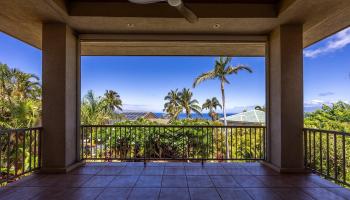 250  Akia Pl Kaanapali Golf Estates, Kaanapali home - photo 2 of 50